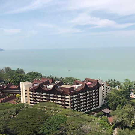 Susie'S Resort Seaview Suites At Sri Sayang Batu Feringgi Exterior foto